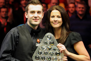 内马尔受伤 内马尔受伤