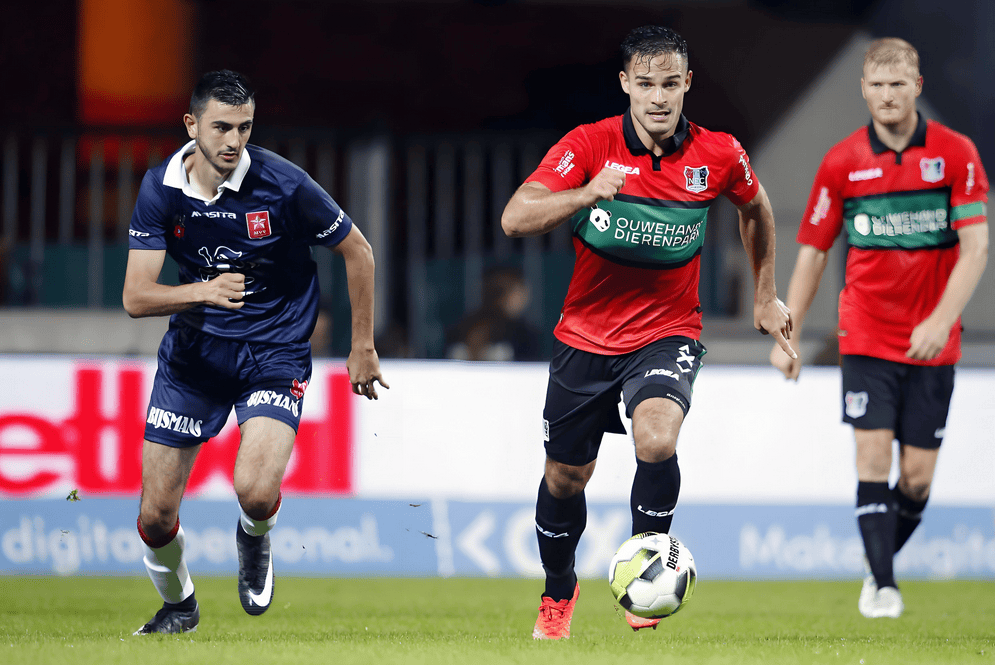 也得益于球 也得益于球