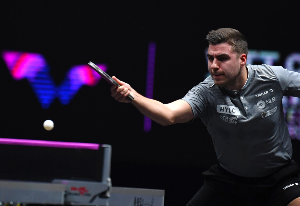 阿隆索与球 阿隆索与球